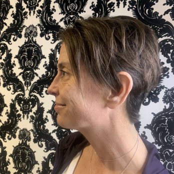 Hair Tech - Hair Stylists Near Me - Alameda, California
