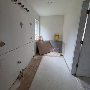 Ronys Remodeling - Handyman Near Me