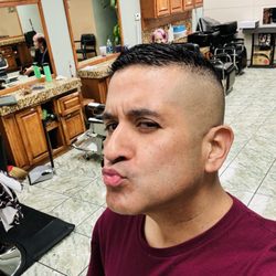 Lee's Haircut