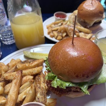 Tavern29 - Fried chicken sandwich and Hangover Burger - Breakfast & Brunch Near Me - New York, New York Tavern29 - Fried chicken sandwich and Hangover Burger - Breakfast & Brunch Near Me - New York, New York