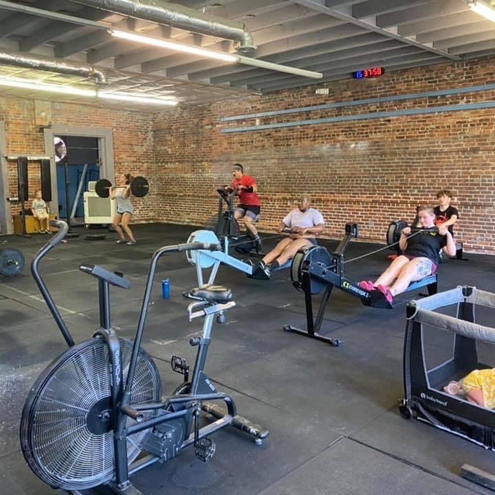CrossFit Norfolk - Interval Training Gyms Near Me - Norfolk, Virginia