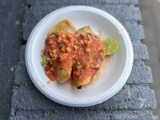 Mariscos Jalisco by null