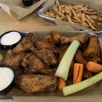 Buffalo Wild Wings - Lemon Pepper Dry Rub, Chipotle BBQ Dry Rub - Chicken Wings Near Me - Tukwila, Washington Buffalo Wild Wings - Lemon Pepper Dry Rub, Chipotle BBQ Dry Rub - Chicken Wings Near Me - Tukwila, Washington
