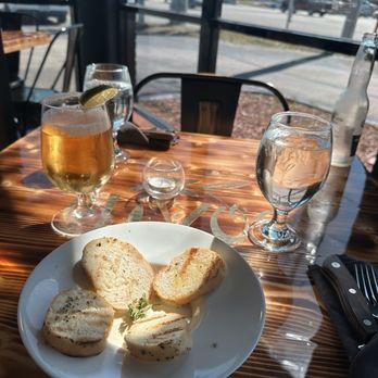 Olivos - Garlic bread and homemade dip - Spanish Near Me - Tampa, Florida Olivos - Garlic bread and homemade dip - Spanish Near Me - Tampa, Florida