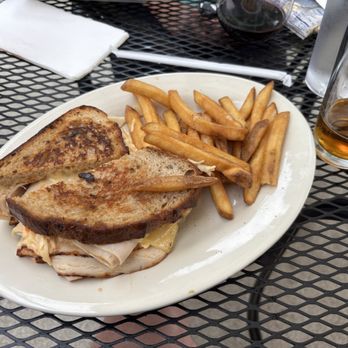 The Tomato Cafe - Turkey Reuben - Pizza Near Me - Fishkill, New York