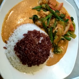 Thai red curry with vegetables and tofu Thai red curry with vegetables and tofu