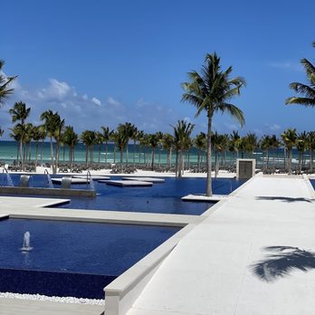 Barceló Maya Beach - Resorts Near Me - Riviera Maya, ROO