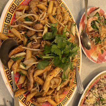 Bac Nam - Penne pasta with chicken - Vietnamese Near Me - Honolulu, Hawaii Bac Nam - Penne pasta with chicken - Vietnamese Near Me - Honolulu, Hawaii