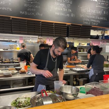 UNA Pizza + Wine - Bridgeland - Pizza Near Me - Calgary, Alberta UNA Pizza + Wine - Bridgeland - Pizza Near Me - Calgary, Alberta