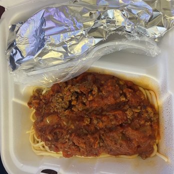 Big Banjo Pizza Parlor - Spaghetti comes with meat sauce and garlic bread - Pizza Near Me - Dumas, Arkansas Big Banjo Pizza Parlor - Spaghetti comes with meat sauce and garlic bread - Pizza Near Me - Dumas, Arkansas