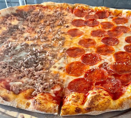 Mangia Pizza by null