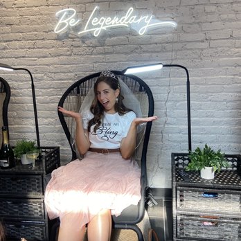 Legendary Spa - Pedicure Chairs - Nail Salons Near Me - Chicago, Illinois