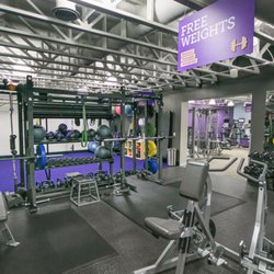 Anytime Fitness - Newly added Rigg with platforms, bars and plates.