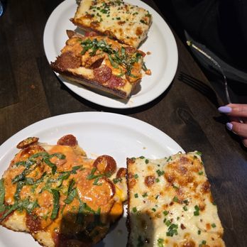 Death by Pizza - Pizza Near Me - Delray Beach, Florida