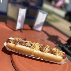 Skelly’s Ice Cream Shoppe - Skelly's famous chili dog