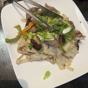 West Emperor - Chow fun with wagyu beef - Dim Sum Near Me - Kapolei, Hawaii