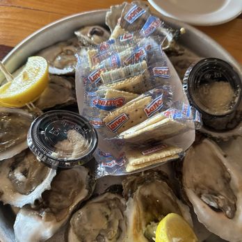 The Back Porch - Dozen oysters - Seafood Near Me - Destin, Florida The Back Porch - Dozen oysters - Seafood Near Me - Destin, Florida