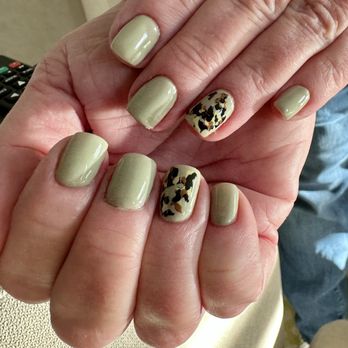 Once Upon a Nail - Animal print on safari green - Nail Technicians Near Me - Phoenix, Arizona