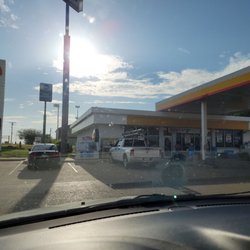 Shell Jiffi Stop 10 - Gas Station