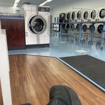 Sudz Yer Dudz - Laundromat Near Me - Sacramento, California Sudz Yer Dudz - Laundromat Near Me - Sacramento, California