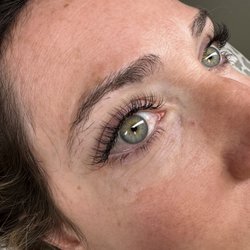 Emi Lash