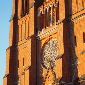 Uppsala Domkyrka - Churches Near Me - Uppsala, C