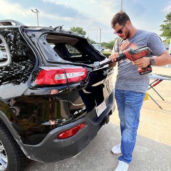 Dalworth Auto Glass - Windshield Installation & Repair Near Me Dalworth Auto Glass - Windshield Installation & Repair Near Me