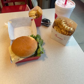 Chick-fil-A - Fast Food Near Me - Northridge, California Chick-fil-A - Fast Food Near Me - Northridge, California