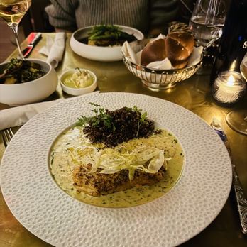 Le Basque - Salmon with lentils entree - Vegan Near Me - New York, New York