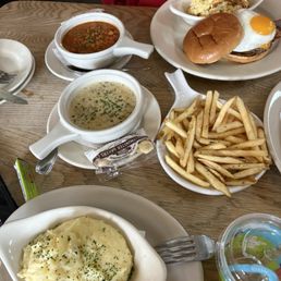 Potato Soup Hofbräuhaus Bratwurst Chili Breakfast Burger Mashed Potatoes French Fries