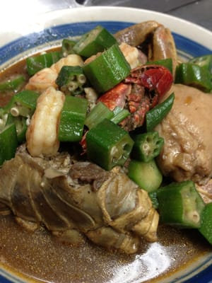 Lee Esther's Creole & Cajun Cooking by null