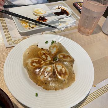 Dumpling Bar - Pan fried dumplings - Chinese Near Me - Encinitas, California Dumpling Bar - Pan fried dumplings - Chinese Near Me - Encinitas, California
