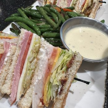 Harry & Izzy's - Club Sammy with  green beans!! Fantastic!!! - Steakhouses Near Me - Indianapolis, Indiana