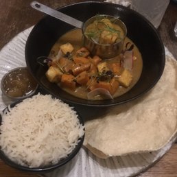 Vegetarian curry dish