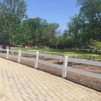 Cosley Zoo - Picnic tables - Zoos Near Me - Wheaton, Illinois