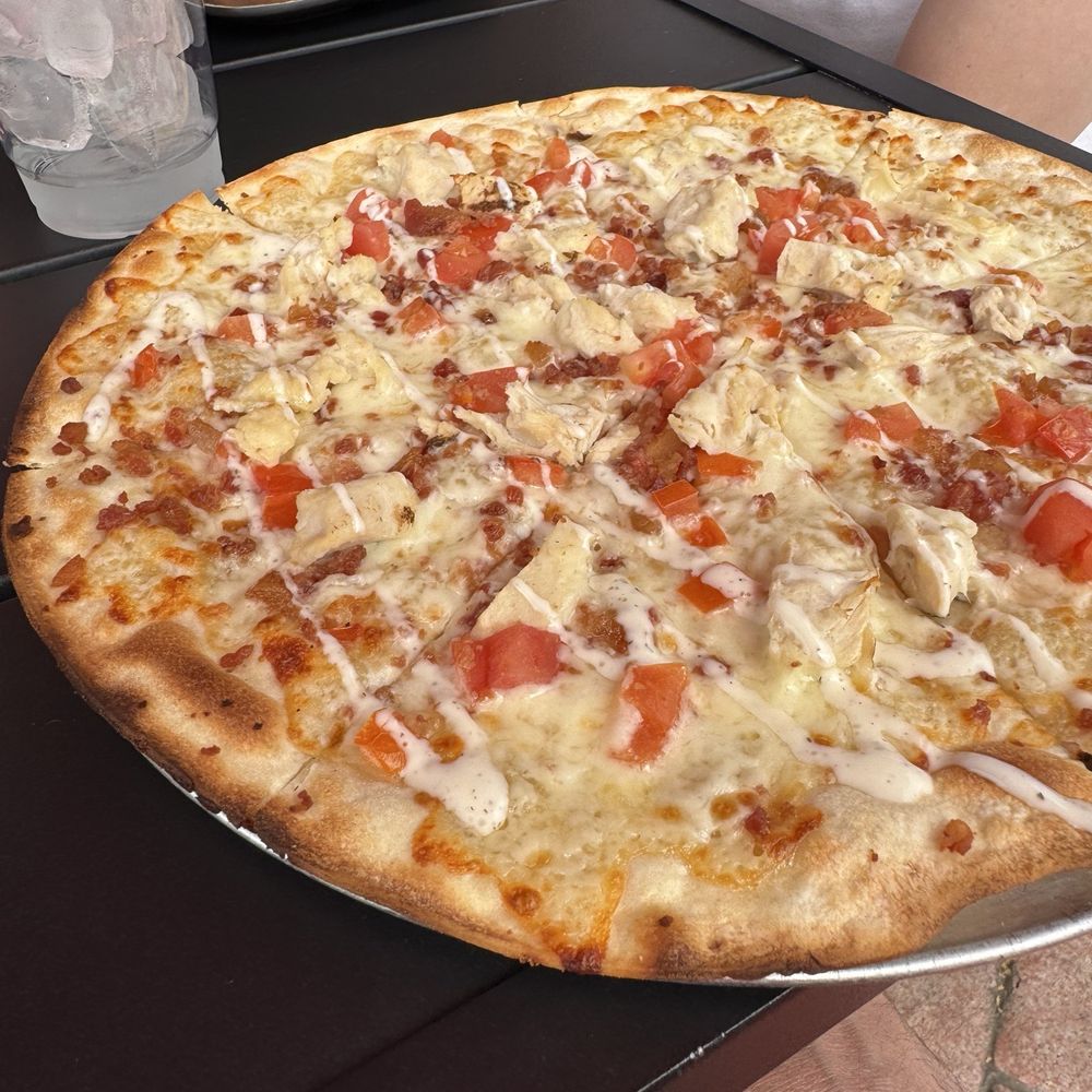 Nauti Vine Winery - Chicken Bacon Ranch pizza - Wineries Near Me - Akron, Ohio Nauti Vine Winery - Chicken Bacon Ranch pizza - Wineries Near Me - Akron, Ohio