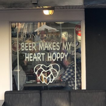 10 Twenty five - Gastropubs Near Me - Fort Myers, Florida