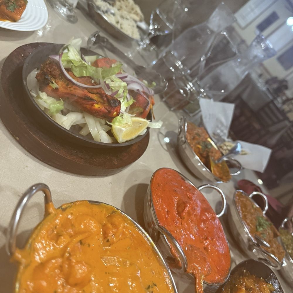 Mantra Indian Cuisine - Shrimp tikka masala Chicken Tendori Rogan Josh Chicken Vindaloo Chicken Tikka Masala - Indian Near Me - Temecula, California