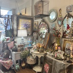 Thistledown Boutique & Art By April Ryan