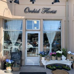 Orchid Florist - Outside look at the shop on a sunny day