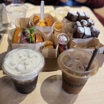 Eggslut - Breakfast & Brunch Near Me - Seattle, Washington Eggslut - Breakfast & Brunch Near Me - Seattle, Washington