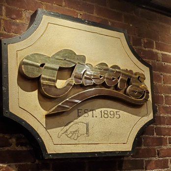 Cheers - Where everyone knows your name - American Near Me - Boston, Massachusetts