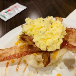 Country Inn & Suites by Radisson, Prineville, OR - My little open face breakfast sandwich.