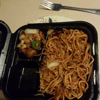 Rice Garden - A spoon full of Kung Pao and dry noodles for 7 dollars, YUMMMMMM! - Chinese Near Me - Litchfield Park, Arizona Rice Garden - A spoon full of Kung Pao and dry noodles for 7 dollars, YUMMMMMM! - Chinese Near Me - Litchfield Park, Arizona