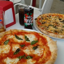 Mourapão - Best thin crust pizza base ever!