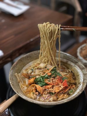 MENSHO TOKYO by null