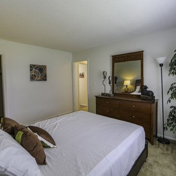 Peppermill Village - Bedroom - Apartments Near Me - West Lafayette, Indiana Peppermill Village - Bedroom - Apartments Near Me - West Lafayette, Indiana