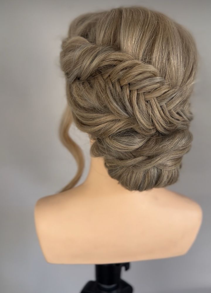 Slay Oregon Wedding Hair Logo