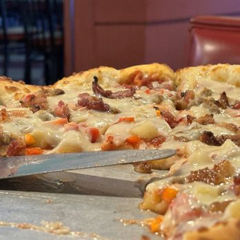 Sam & Louie's - Elkhorn - The perfect pizza. - Italian Near Me - Elkhorn, Nebraska Sam & Louie's - Elkhorn - The perfect pizza. - Italian Near Me - Elkhorn, Nebraska