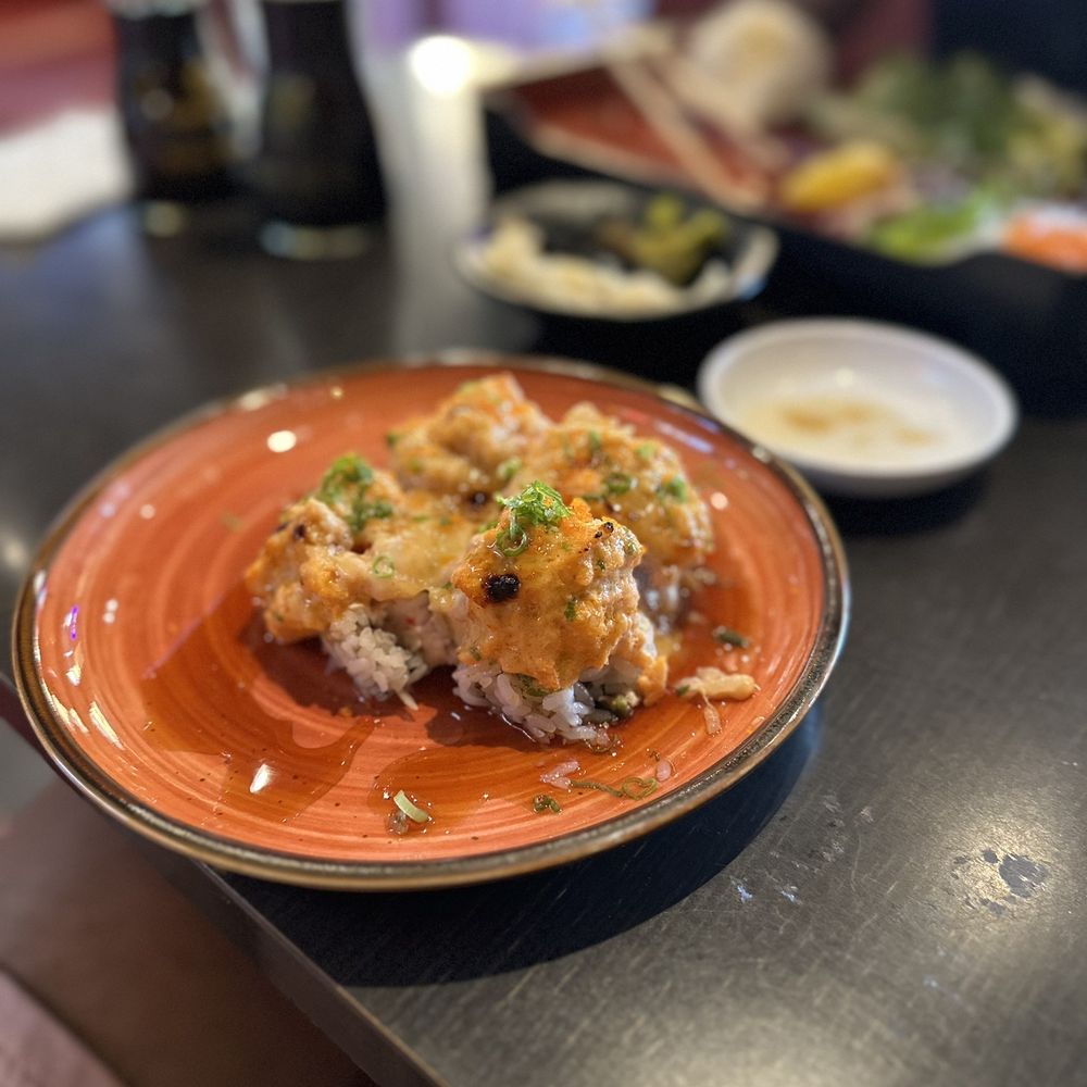 Hoshi Sushi - Baked Salmon Roll - Sushi Bars Near Me - Fullerton, California